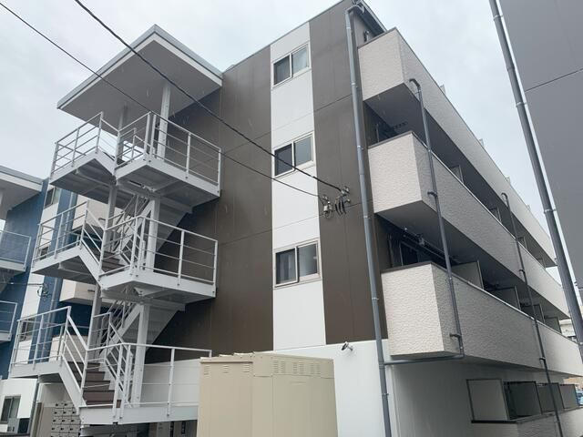 エミネックス熊谷駅前Ｂ