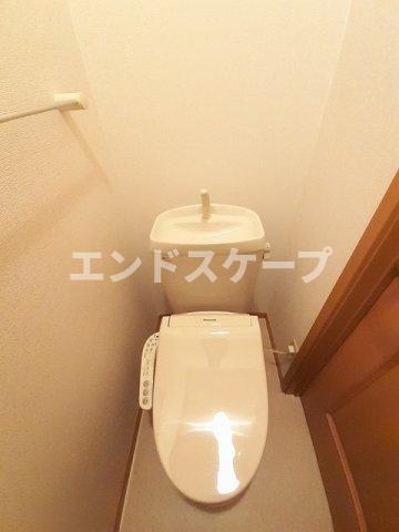 ソルセリエンテＢのトイレ|高崎、前橋のお部屋探しはエンドスケープまで！お客様の理想お聞かせ下さい♪