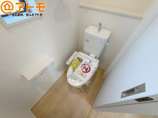 【トイレ】 | 清水区北矢部町第6　新築戸建　3号棟 | 年代を問わず使いやすい洗浄機能付きのトイレ♪肌への負担をも減らせるのでお子様の敏感なお肌も安心！
