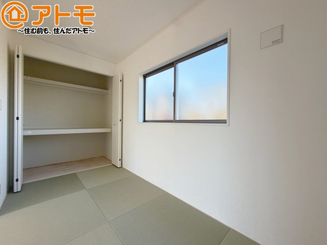【子供部屋】 | 清水区北矢部町第6　新築戸建　3号棟 | 和室は小さなお子様が転んでもやわらかくて安心！お昼寝スペースやプレイルームとしても活躍します♪