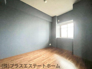 【寝室】