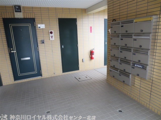 【ロビー】