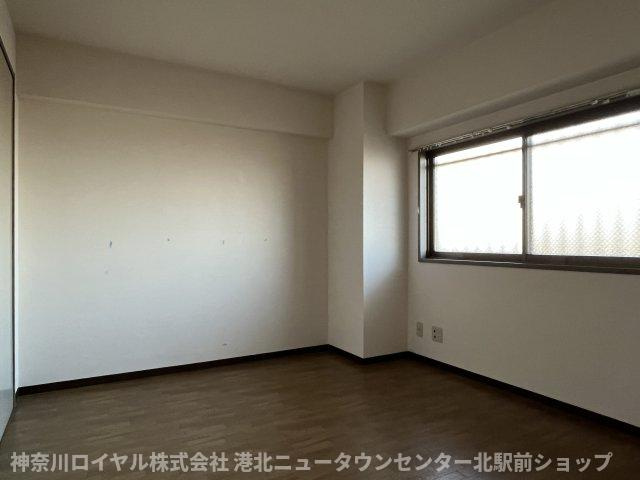 【寝室】