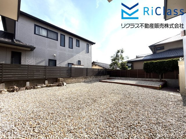 中古戸建　神戸市須磨区友が丘7丁目の庭|南側に採光のあるお庭が付いています