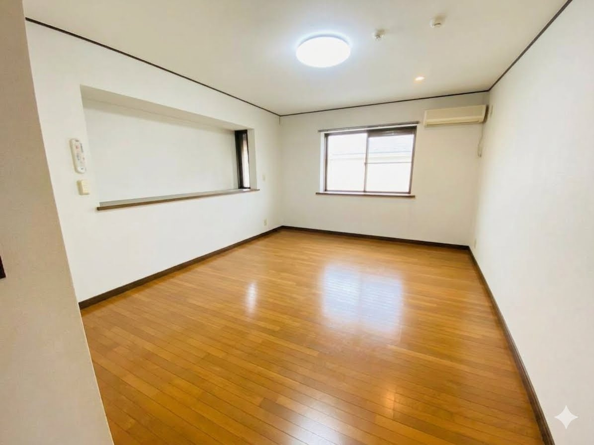富里市日吉台　戸建の洋室