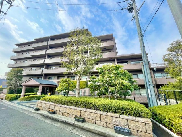 グランドメゾン豊中曽根の外観