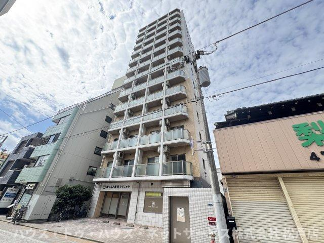 第17シントウキョウビルの外観