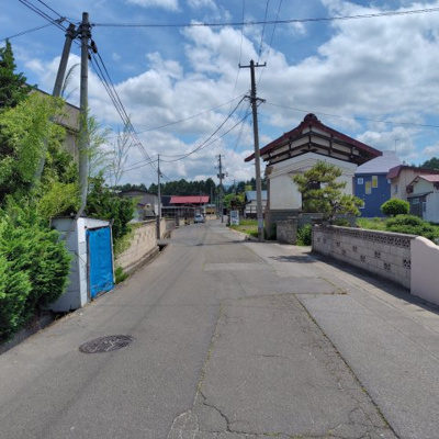 【前面道路含む現地写真】 | 青森県黒石市大字浅瀬石字清川・土地物件
