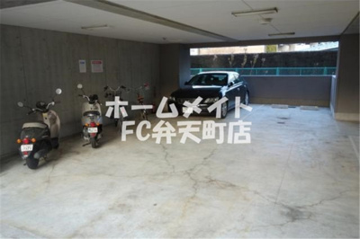 【駐車場】 | アスリート本町リバーウエスト | 駐車場です