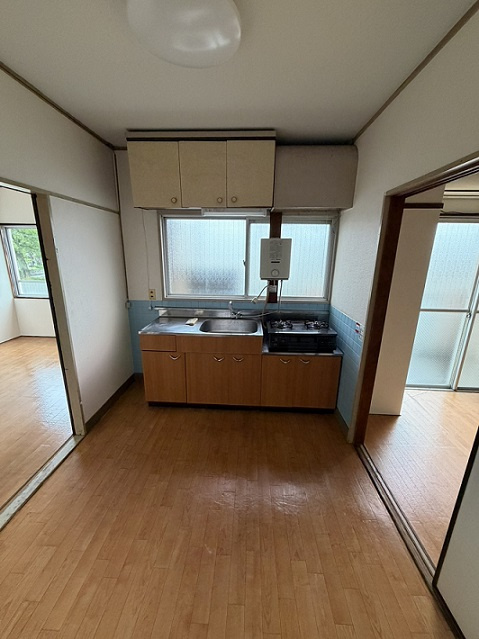 青空ビルのキッチン