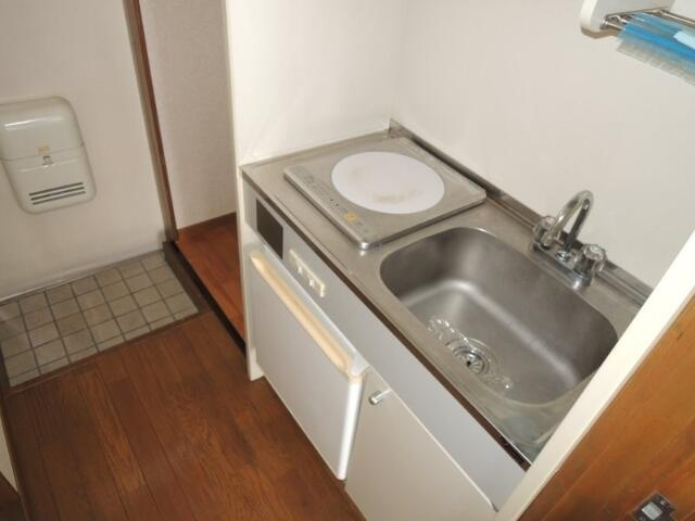 ペアハイム　ＩＩＩのキッチン|ＩＨヒーター付のキッチン