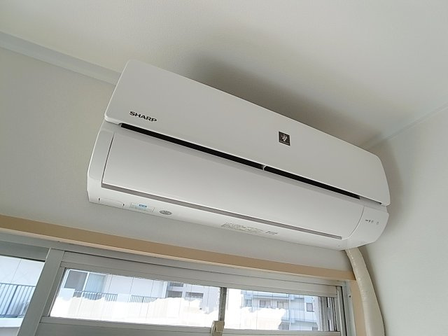 甲南第2サンコーポラスの設備|リビングにはエアコン完備してます