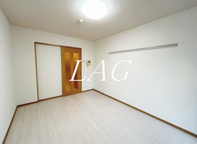 【居間・リビング】 | パンテオン | 洋室のお部屋です。
