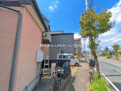 【前面道路含む現地写真】 | 武蔵村山市大南1丁目　新築戸建　【全3棟】