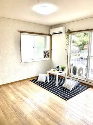 フォレスト伊勢丘の洋室