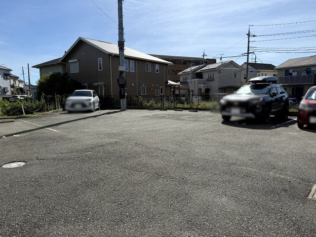 セントラルグレイスCの駐車場