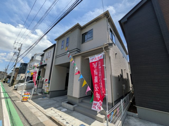 船橋市習志野台８丁目　B号棟の外観