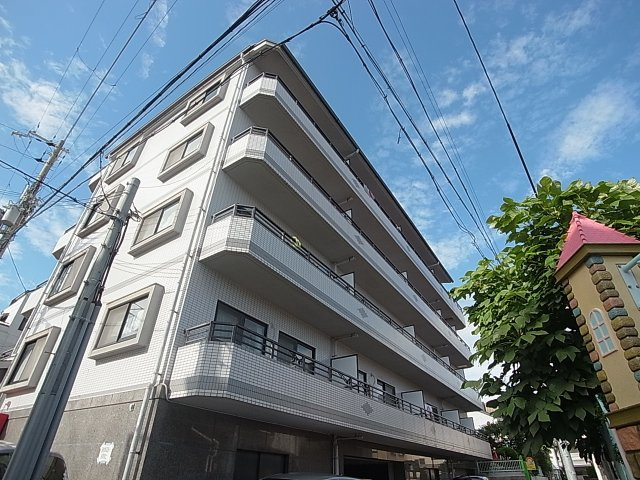 ロイヤルサクラ