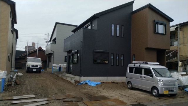 FIRSTTOWN小牧市中央第3全4棟【仲介手数料無料　小牧小　小牧中】の外観|LINEから簡単お問合せ可能！
友達検索で@nqk7328tです！。
