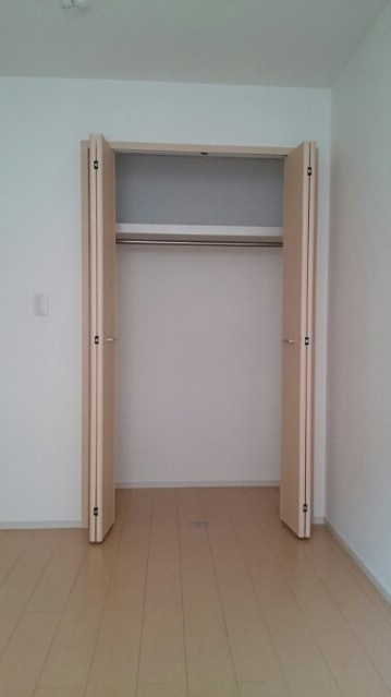 メゾン　ド　ソレイユAの収納