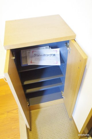 新梅田プライム　仲介手数料無料の玄関
