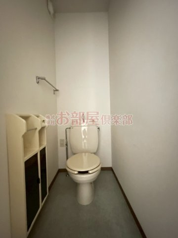 グランドール国分Bのトイレ|落ち着いたトイレです