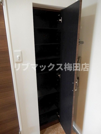 【収納】ラグゼ江戸堀