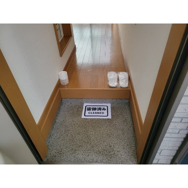 フラット中野の玄関