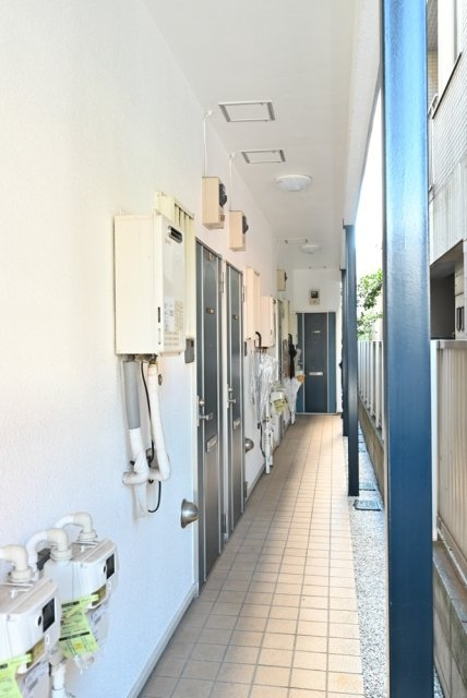 アミューズ鷺宮のエントランス