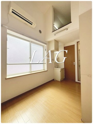 【居間・リビング】 | シエスタ大久保B | 洋室のお部屋です。