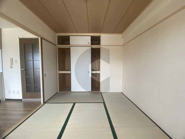サンローズ吉田の和室