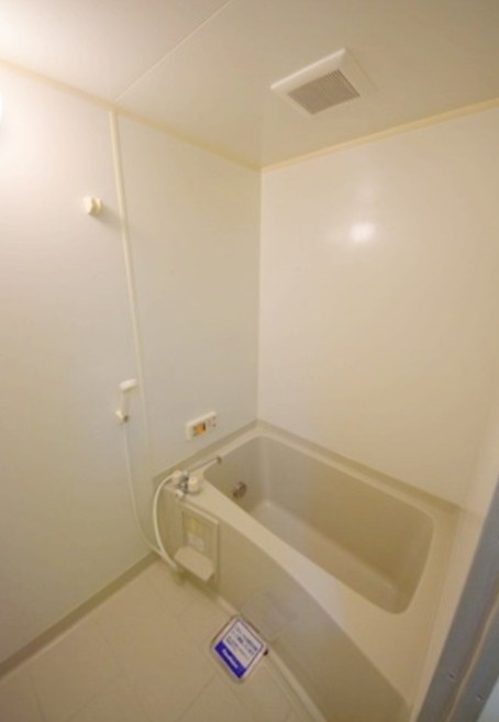コンフォート宮原の浴室|※同建物別部屋参照写真