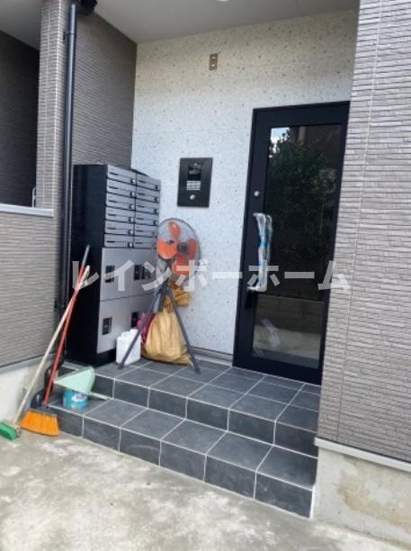 GRADUS新河岸Ⅱのエントランス|※同管理別建物参考写真