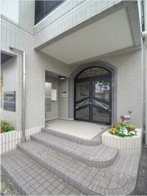 グランヴィア徳川のエントランス