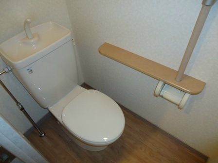グランドゥールパティオのトイレ|ゆったりとした空間のトイレです