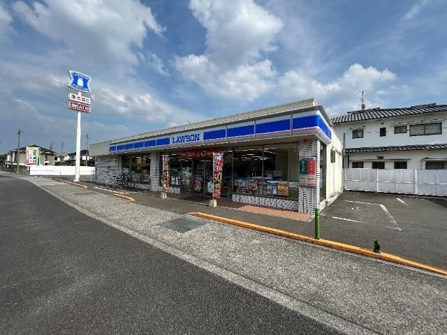 KUKUNAの周辺