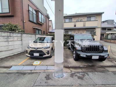 【駐車場】 | コンフォールⅤ | 駐車場