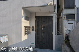 【エントランス】