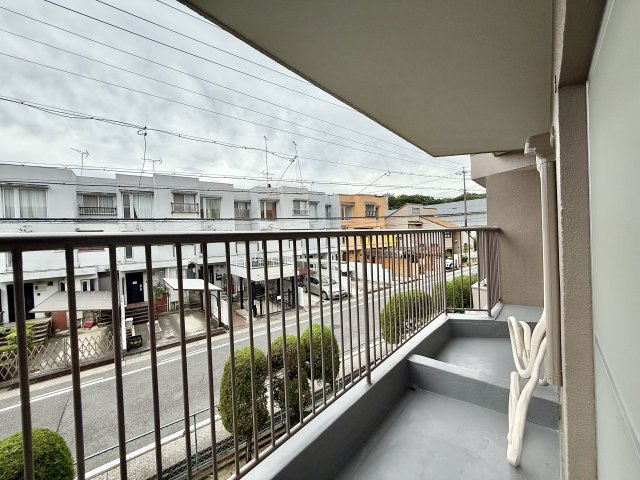 平和が丘住宅１０号棟のバルコニー