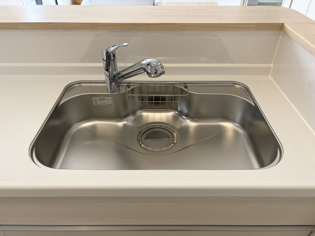 【設備】 | クレイドルガーデン倉敷市連島町鶴新田第17 (全4棟) | 浄水機能付きキッチン水栓