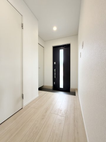 【玄関】 | クレイドルガーデン倉敷市連島町鶴新田第17 (全4棟)