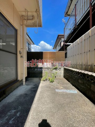 Nozoe1stA.B.Cのバルコニー|お洗濯にも便利なバルコニー付き
