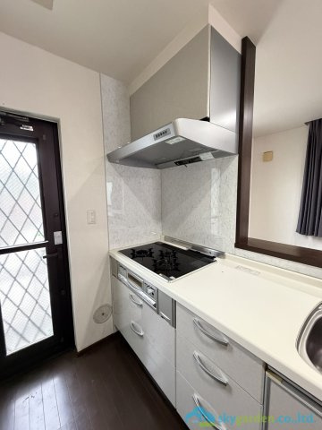 秦野市曽屋　中古戸建のキッチン