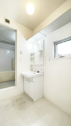 シャーメゾン ボナール B棟の洗面所