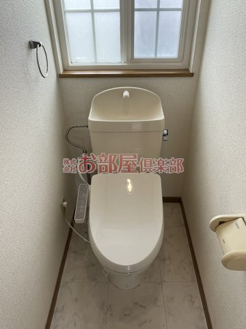エテルネルソレイユAのトイレ|落ち着いたトイレです