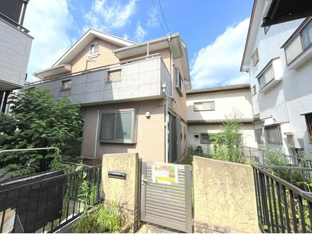 【外観】 | ふじみ野市新田1丁目　中古一戸建住宅　(ふじみ野店) | キッチン、コンロ、トイレ、洗面台、給湯器新品！
外壁塗装やクロス・フロアタイルなども張替済み♪