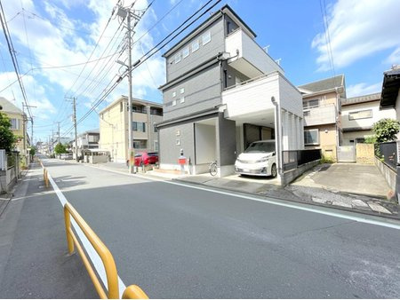 【前面道路含む現地写真】 | ふじみ野市新田1丁目　中古一戸建住宅　(ふじみ野店) | 周辺環境も併せてご案内いたします。是非ご連絡ください！	