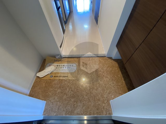 Luxe布施北2の玄関