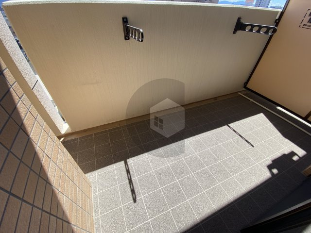 Luxe布施北2のバルコニー
