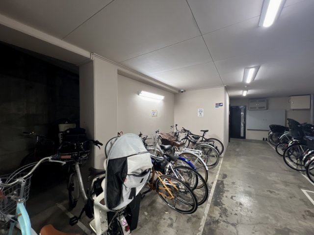 新板橋ビューハイツの駐輪場
